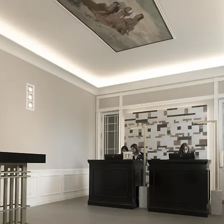 Palazzo Castri 1874 & Garden Hotel Florence