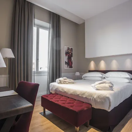 Palazzo Castri 1874 & Garden 4* Florence