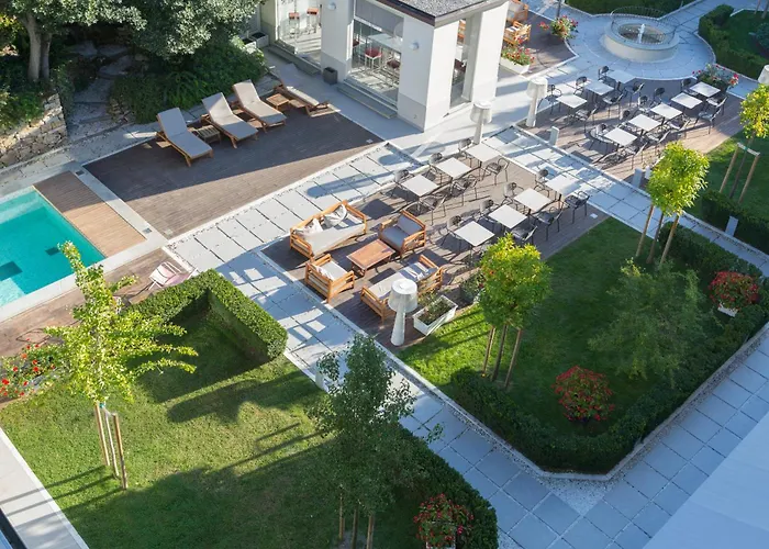 Palazzo Castri 1874 & Garden 酒店