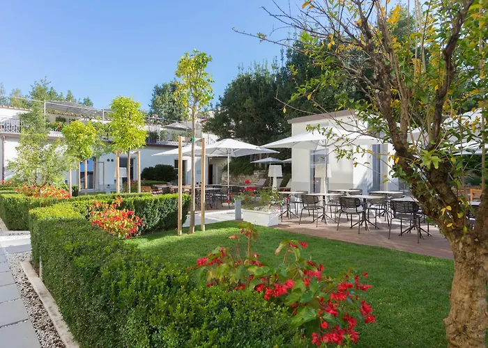 Palazzo Castri 1874 & Garden 酒店 4*